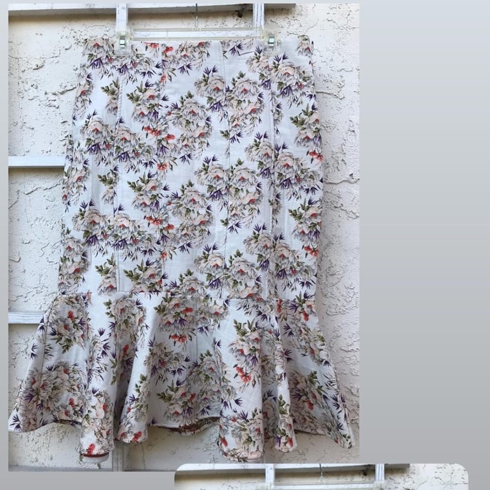 NWOT Eva Mendes Skirt